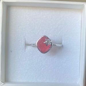 Bomb Party Simplistic Charm Red Quartz Ring Size 7
X posted